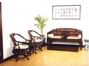 红木家具 罗汉床与圆沙发的艺术魅力